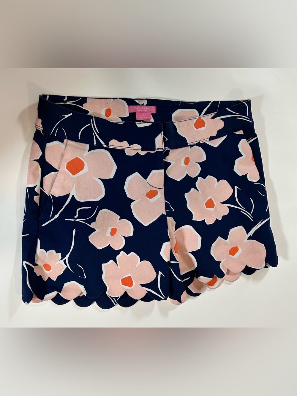 Isaac Mizrahi New York Floral Scalloped Hem Shorts Navy Pink Size 6